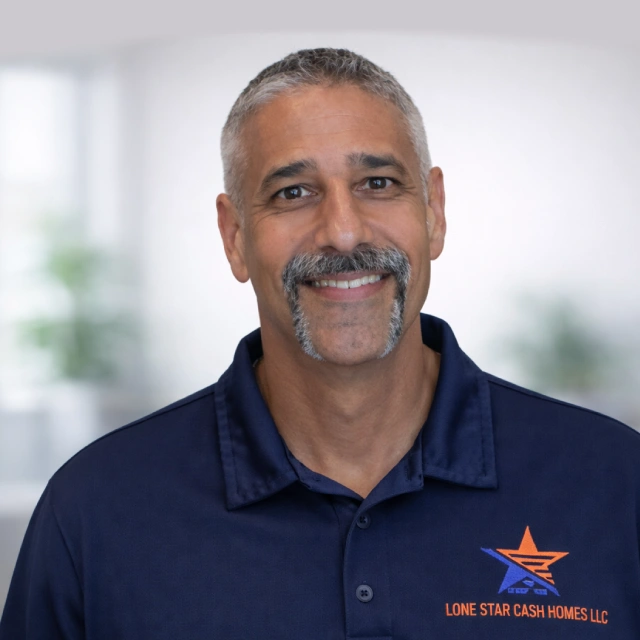 Arron Martin Headshot