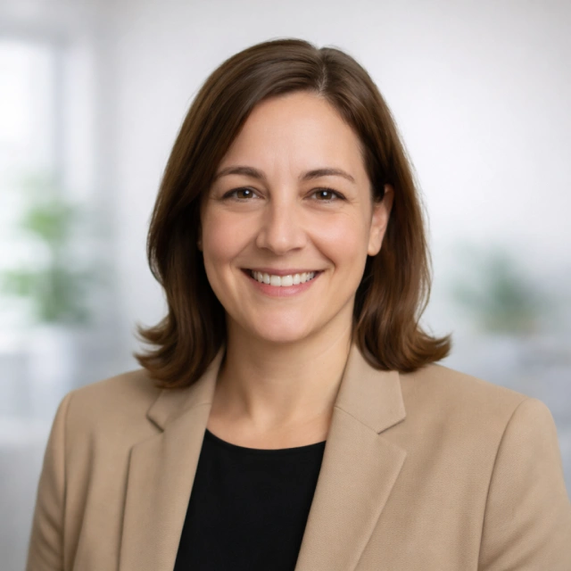 Emily Johnson Headshot